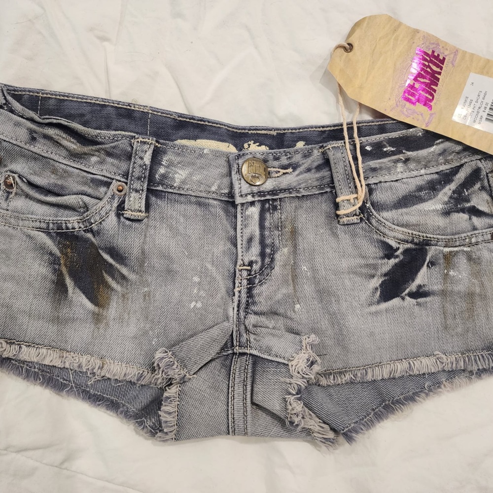 DENIM JUNKIE Distressed Destroyed Raw Hem Mini Denim Jean Shorts 24